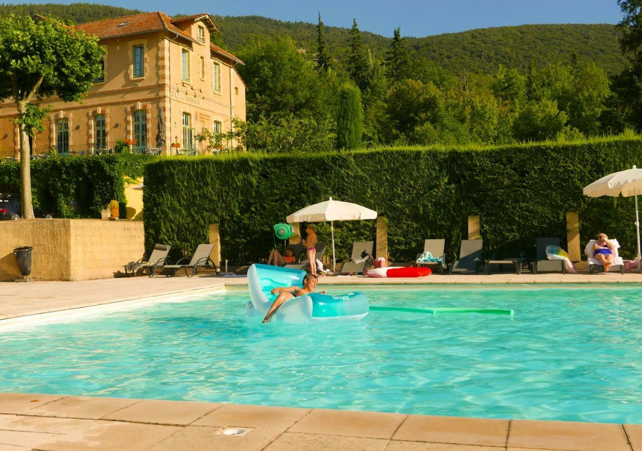 Chateau Des Gipieres Bij De Mont Ventoux Монбран-ле-Бен Екстериор снимка