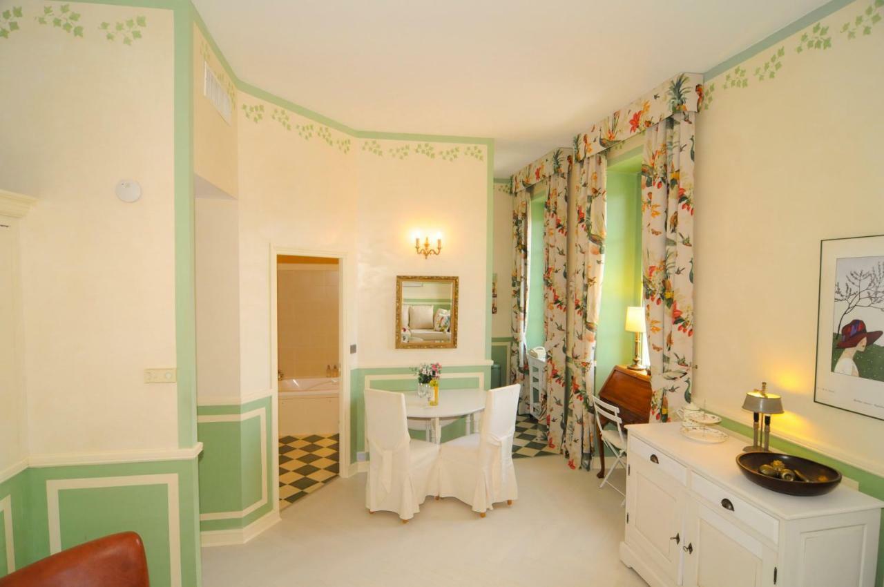Chateau Des Gipieres Bij De Mont Ventoux Монбран-ле-Бен Екстериор снимка