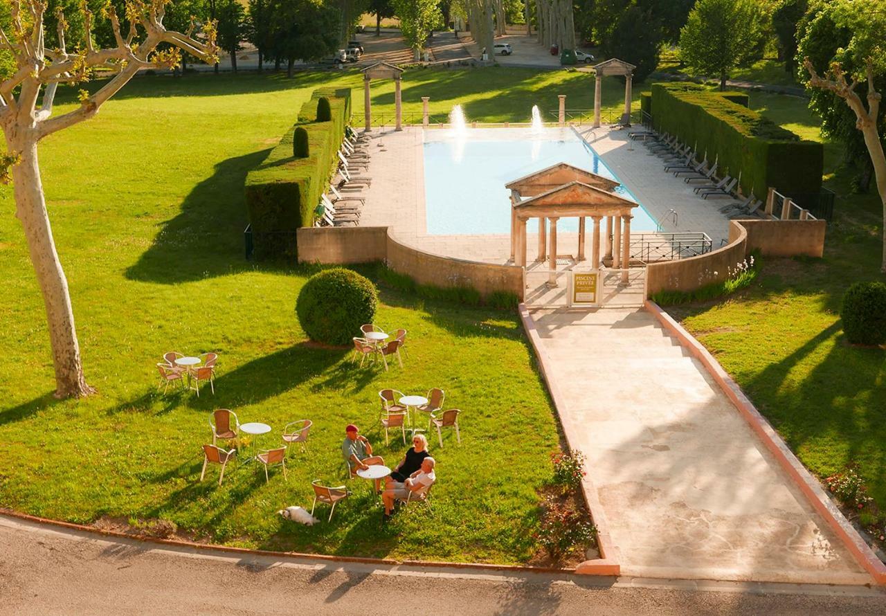 Chateau Des Gipieres Bij De Mont Ventoux Монбран-ле-Бен Екстериор снимка