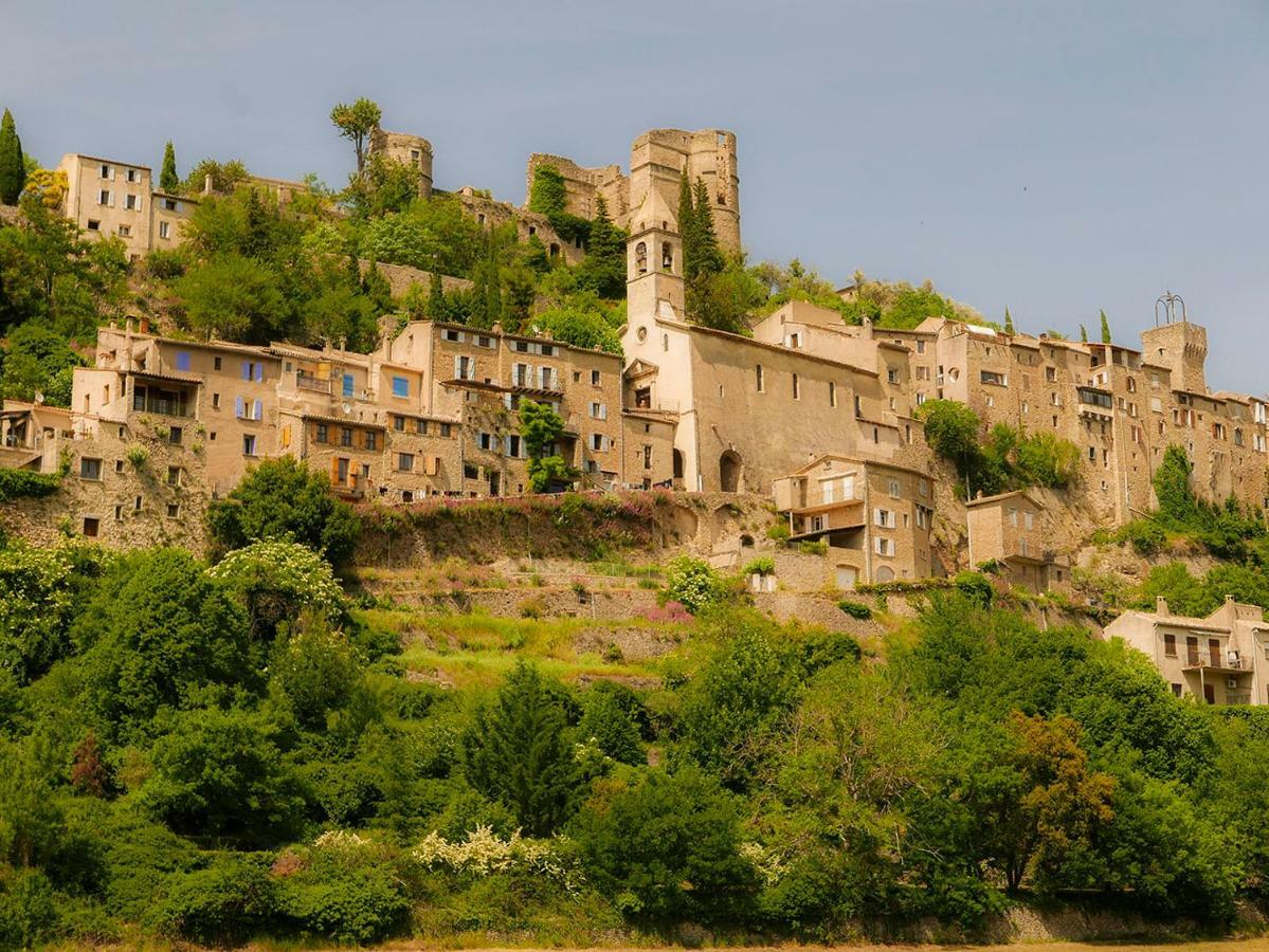 Chateau Des Gipieres Bij De Mont Ventoux Монбран-ле-Бен Екстериор снимка