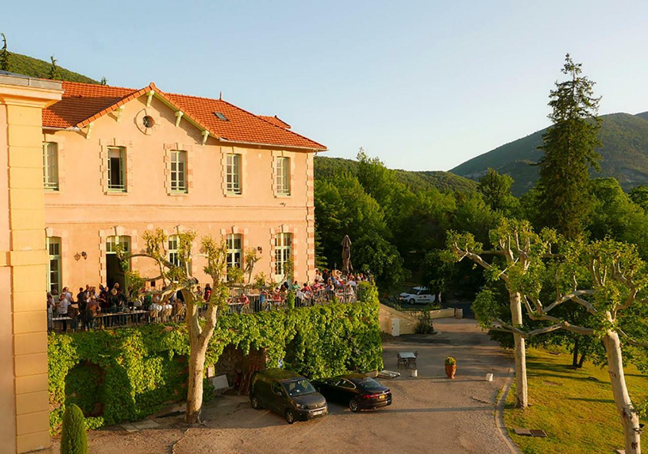 Chateau Des Gipieres Bij De Mont Ventoux Монбран-ле-Бен Екстериор снимка