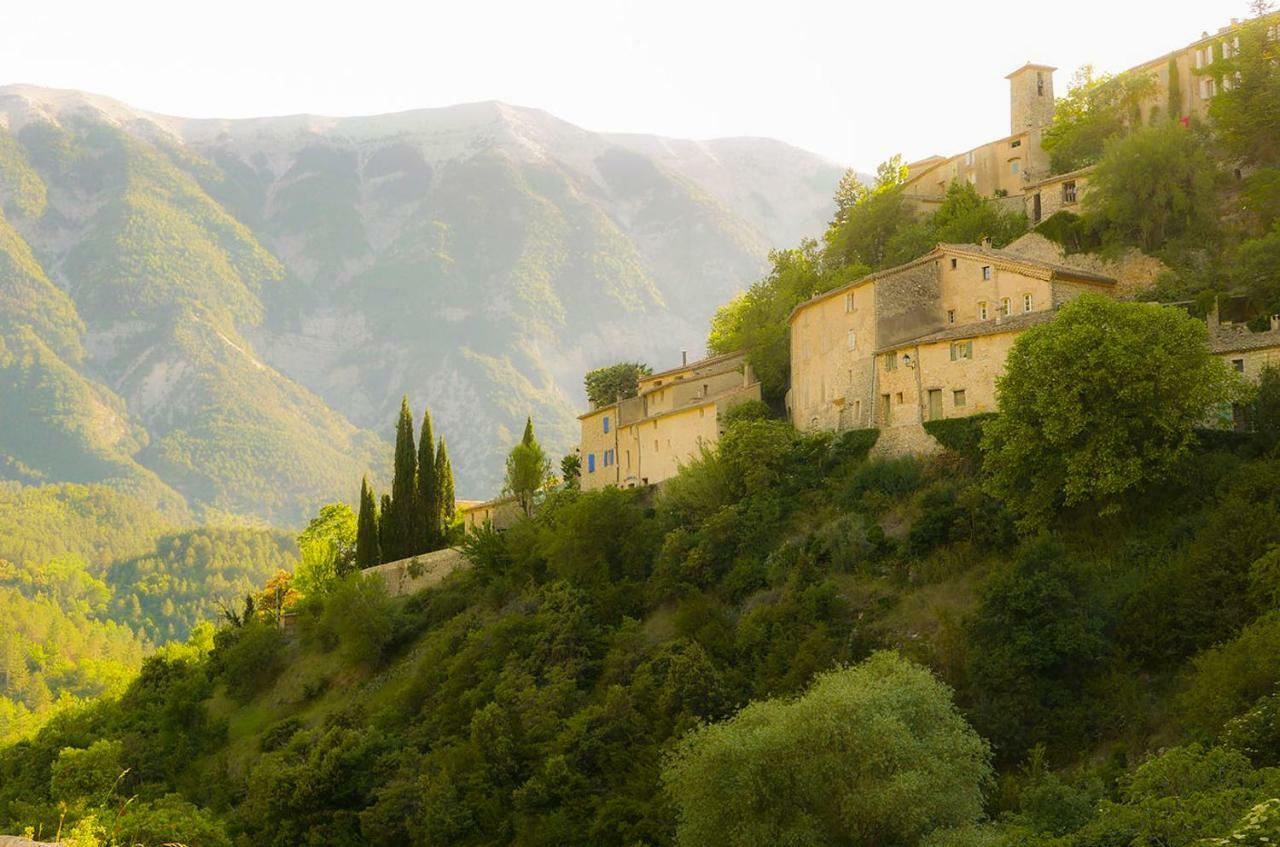 Chateau Des Gipieres Bij De Mont Ventoux Монбран-ле-Бен Екстериор снимка